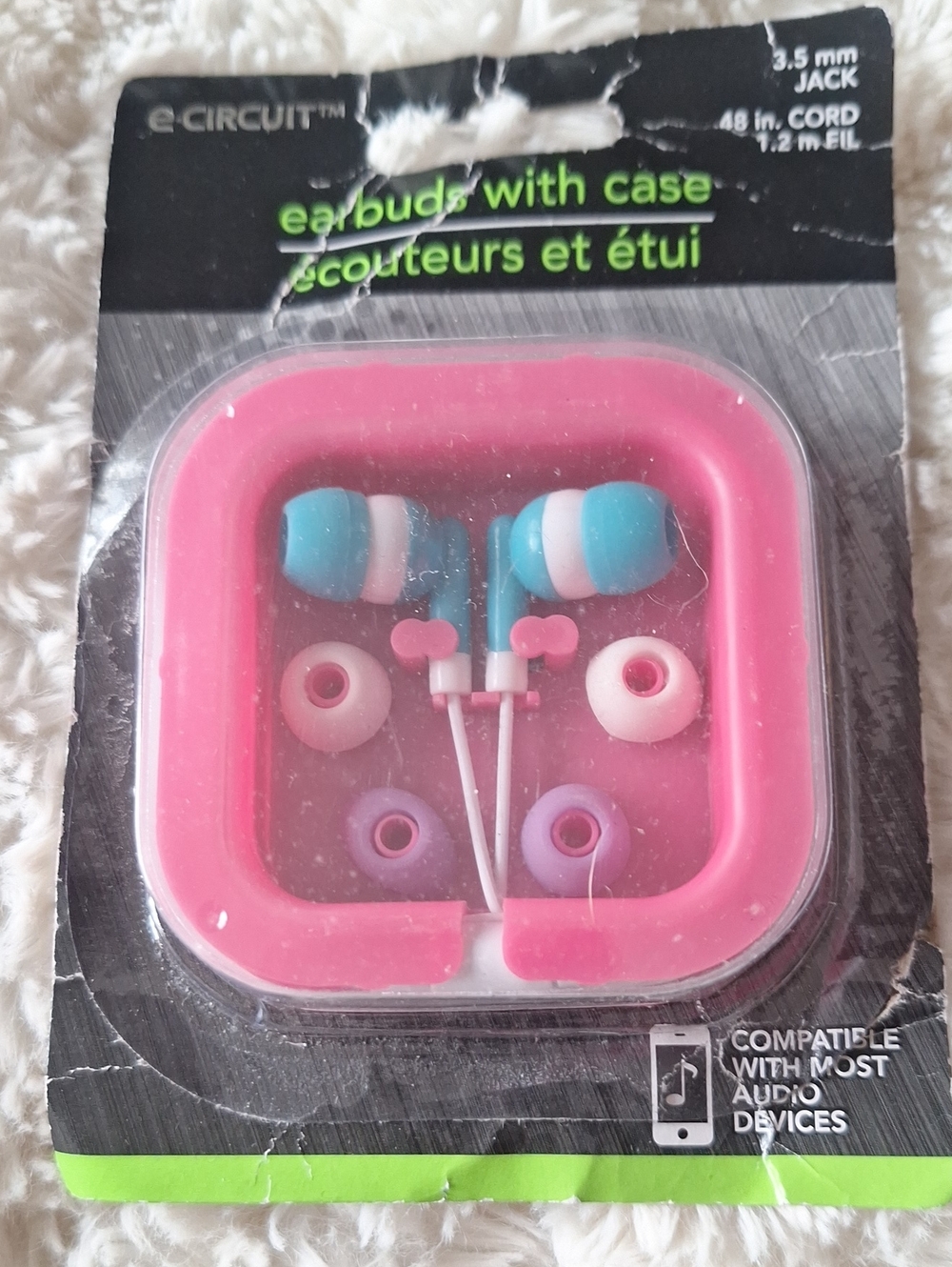 Pink & Blue Earbuds with Pink Carry Case NWT